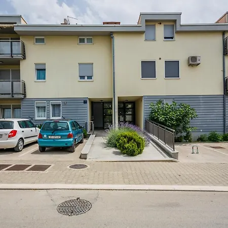 With A Parking Space Kastel Stari, - 18812 Apartment